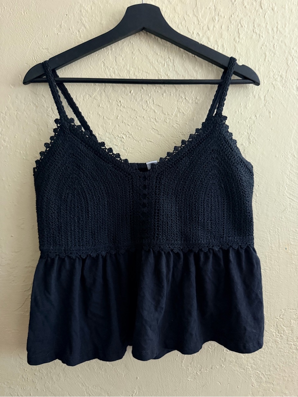 Old Navy Black Crochet Peplum Crop Tank